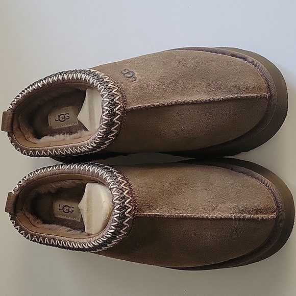 UGG Tazz - Picture 1 of 4
